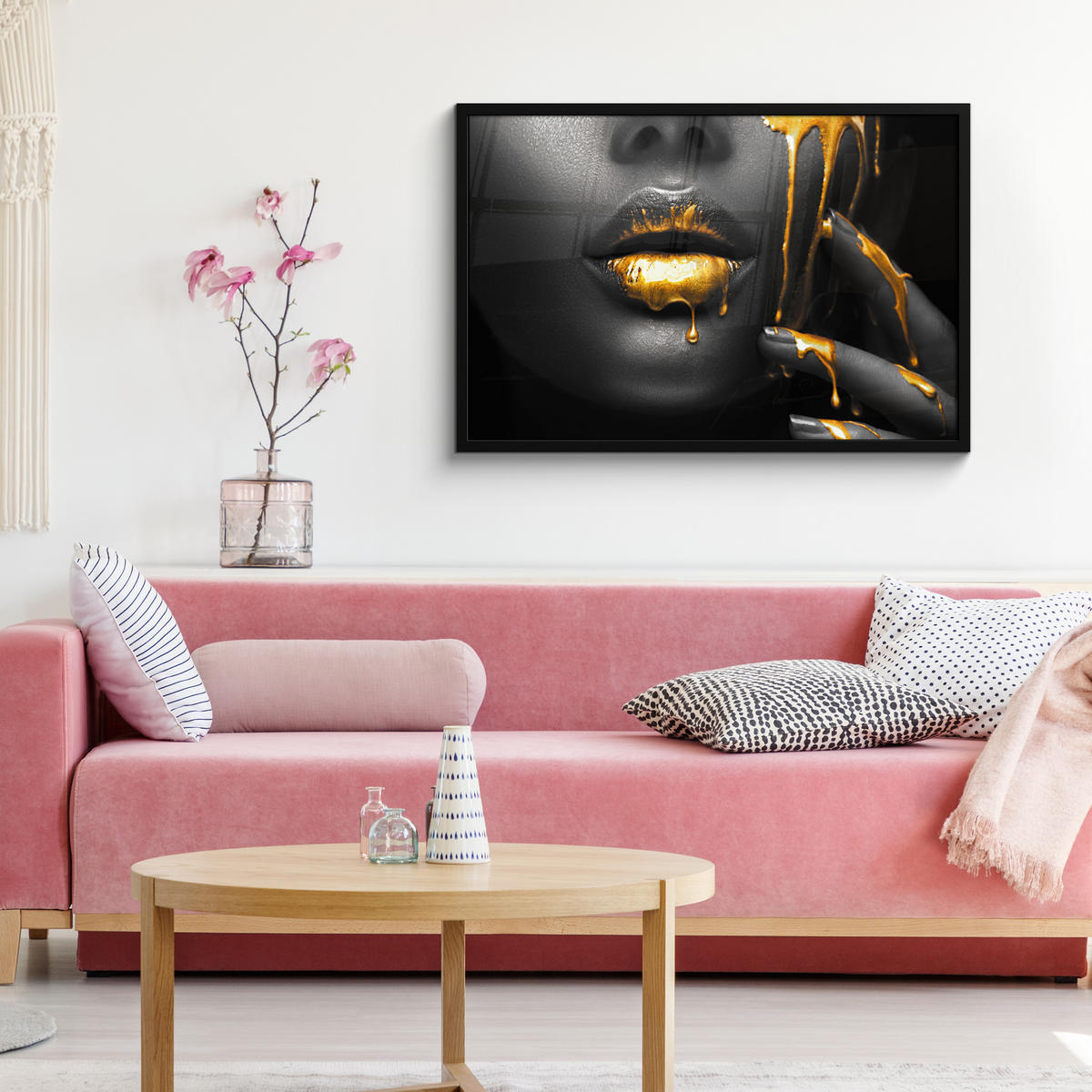 ZARÁMOVANÝ PLAGÁT Žena - čierna - zlatá - tvár - pery 90x60 cm - zlatá, papier (90/60cm) - MuchoWow