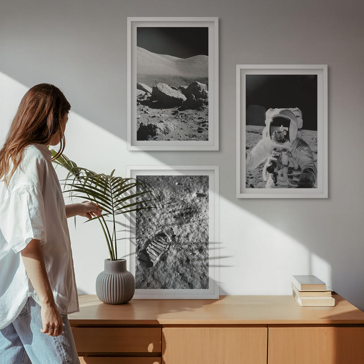WANDBILDER 3er-Set - 40x60 cm Weißer Rahmen - NASA-Fotos vom Mond Astronaut - Weiß, Kunststoff (40/60cm) - ArtPrintCave