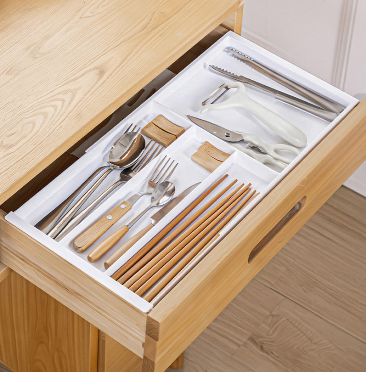 BESTECKEINSATZ,BREITE Verstellbar (32–52 cm) × 21 cm, weiß. - Weiß, Kunststoff (21/3/52cm) - Weltevree
