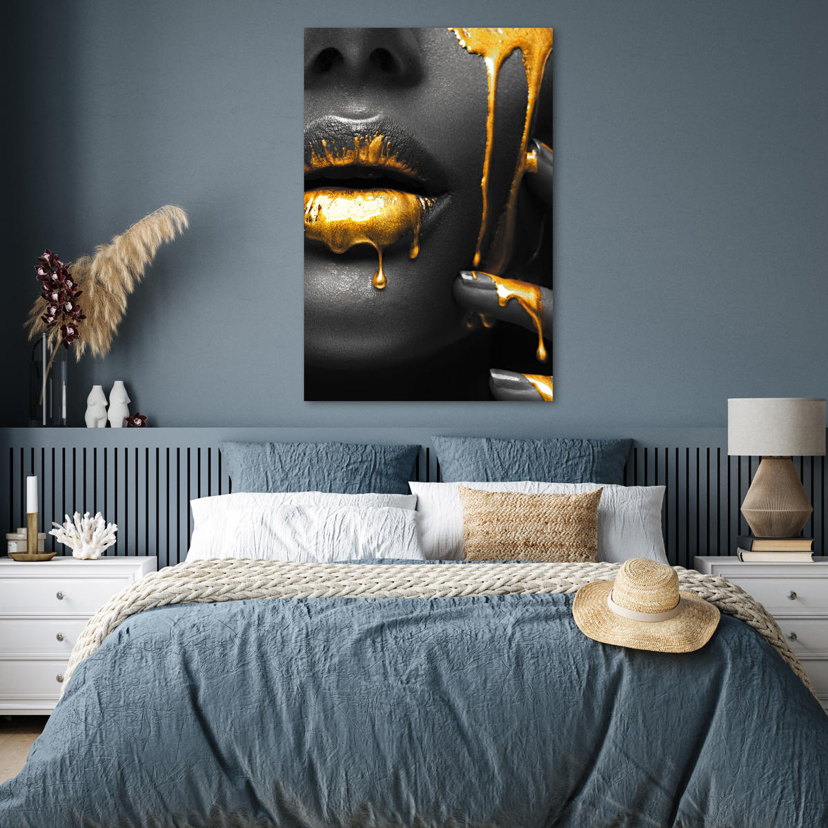 POSTER Frau - Schwarz - Gold - Gesicht - Lippen 80x120 cm - Goldfarben, Papier (80/120/0.1cm) - MuchoWow