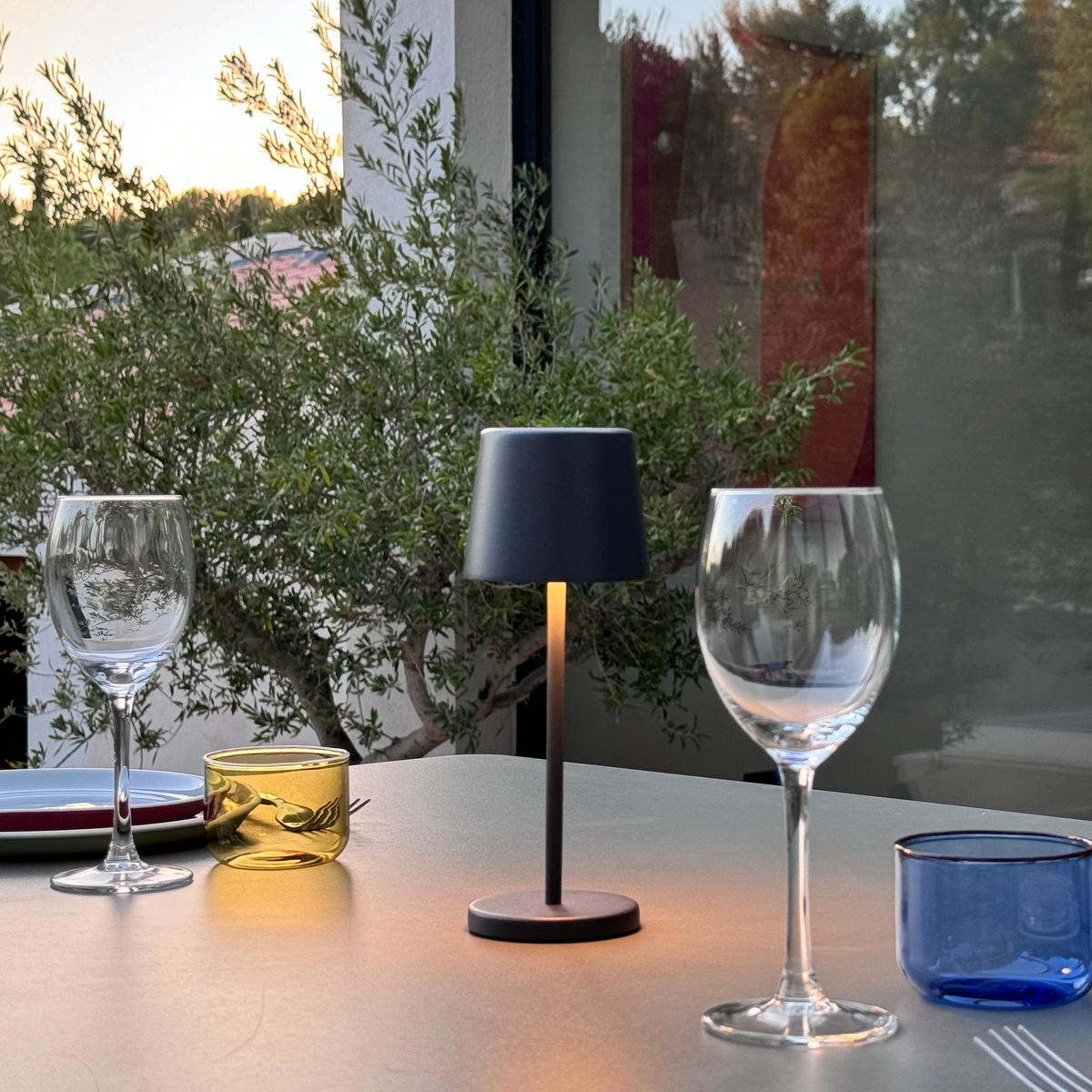 MINI-TISCHLAMPE KELLY MINI dunkelgrau - Dunkelgrau, Metall (8.2/22/8.2cm) - Lumisky
