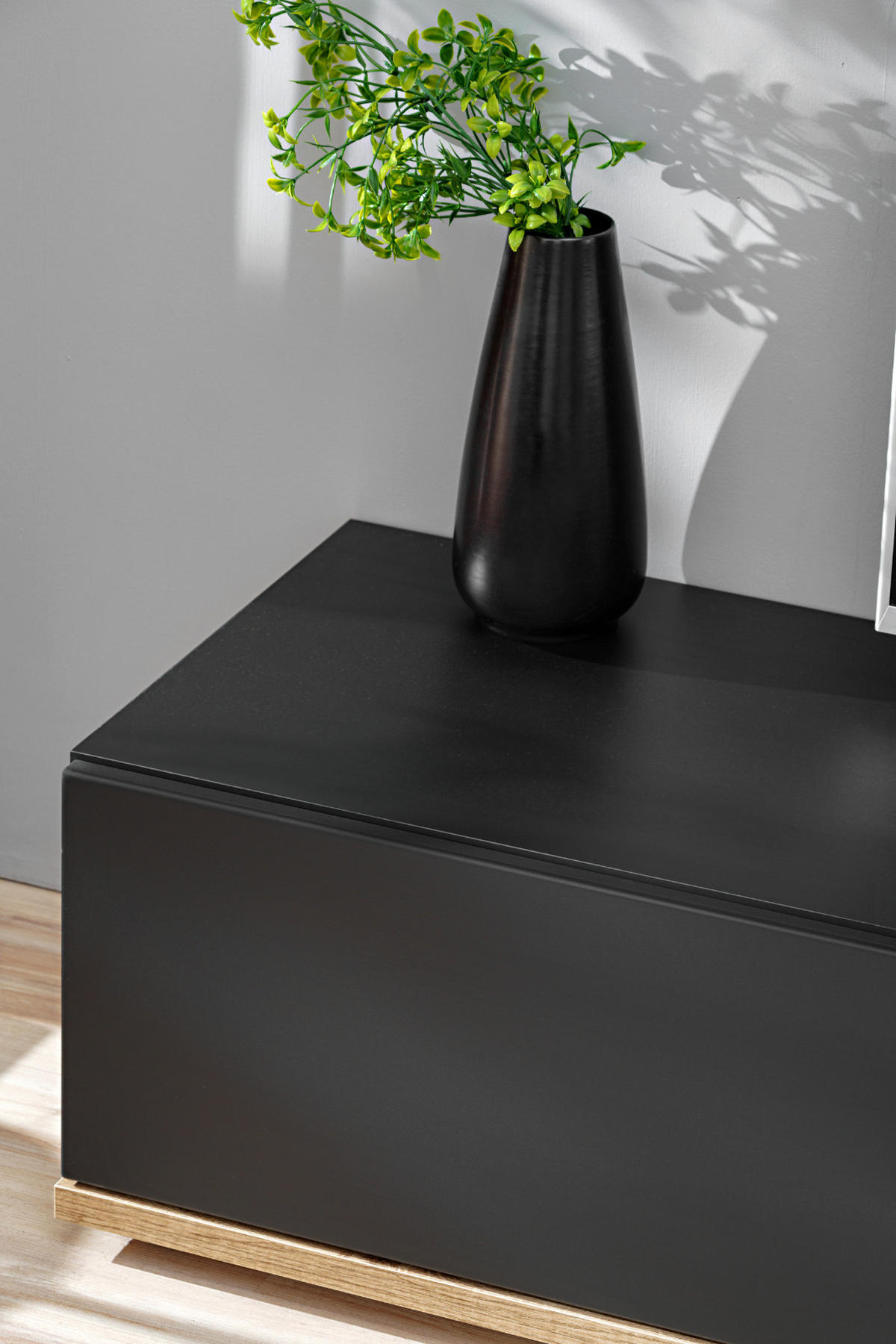 WOHNWAND schwarz, Ribbeck Eiche 240 cm, Schrankwand mit Push-to-Open - Eichefarben/Schwarz, Holzwerkstoff/Kunststoff (240/129/40cm) - Furn.Design