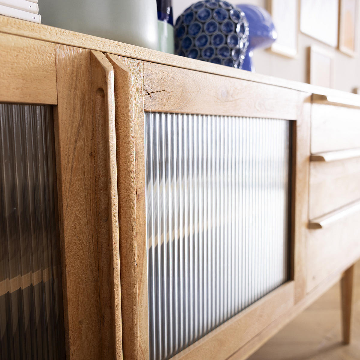 MASSIVES SIDEBOARD mit 3 Schubladen - Akazie massiv - Akaziefarben, Glas/Holz (180/80/40cm) - home24
