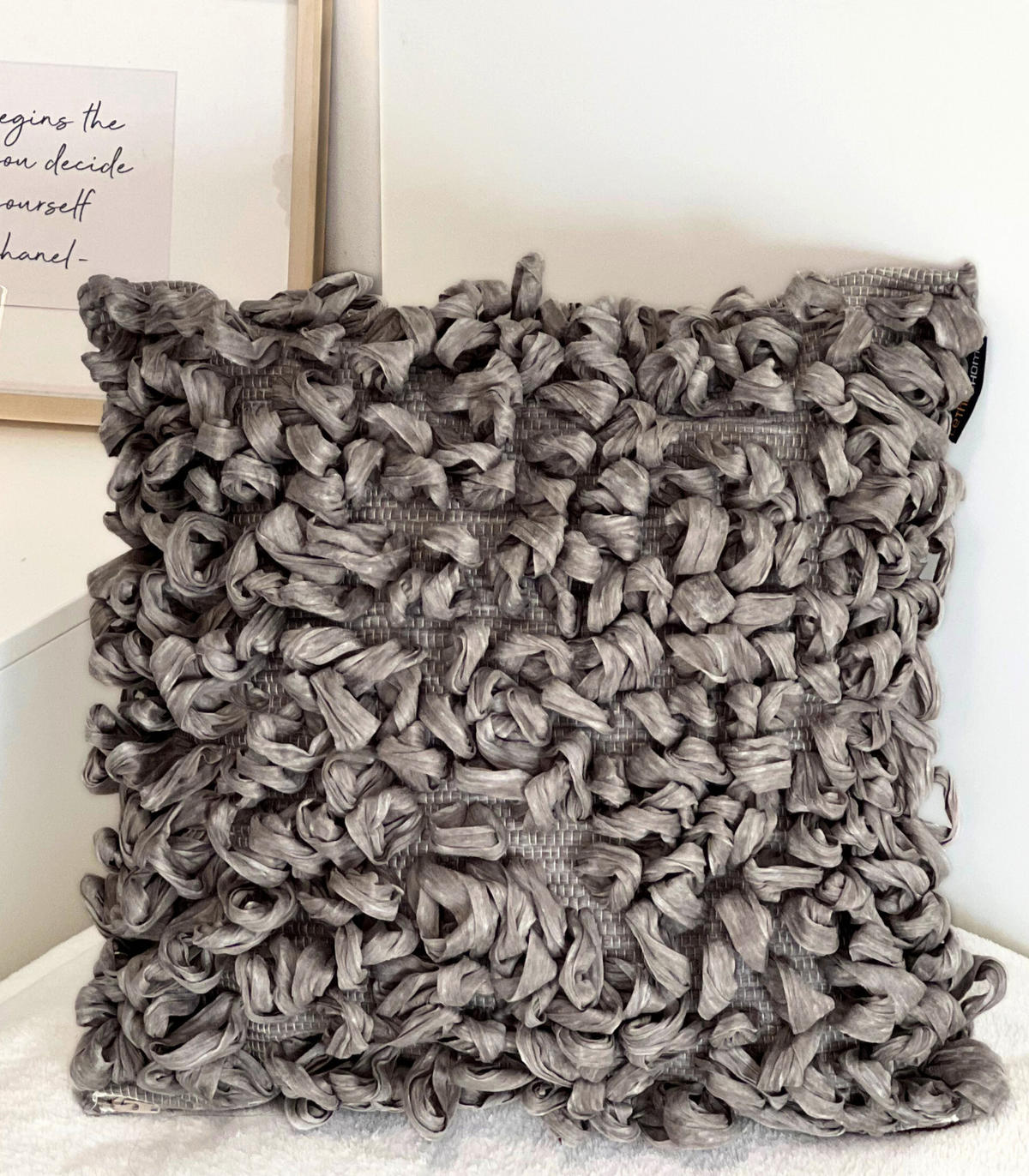 ZIERKISSEN Head in the Clouds 40x40cm. Grau. Handgemacht & Upcycled - Grau, Textil (40/40cm) - SOWL