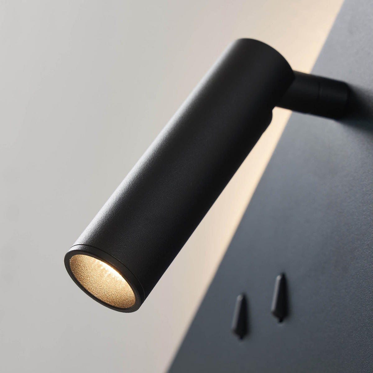 WANDLEUCHTE A, Schwarz, 22cm - Schwarz, Metall (22/16/22cm) - KOSILUM