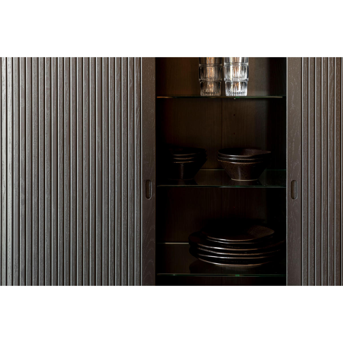 AUFBEWAHRUNGSSCHRANK Barbier Holz Schwarz - Schwarz, Holzwerkstoff (100/140/45cm) - Zuiver