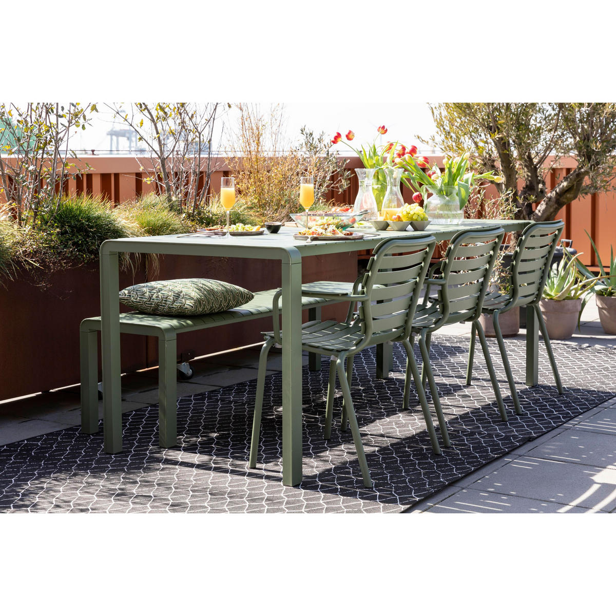 GARTENSTUHL Vondel Armlehne Grün - 2 er Set - Grün, Metall (64.7/82.8/58.2cm) - Zuiver