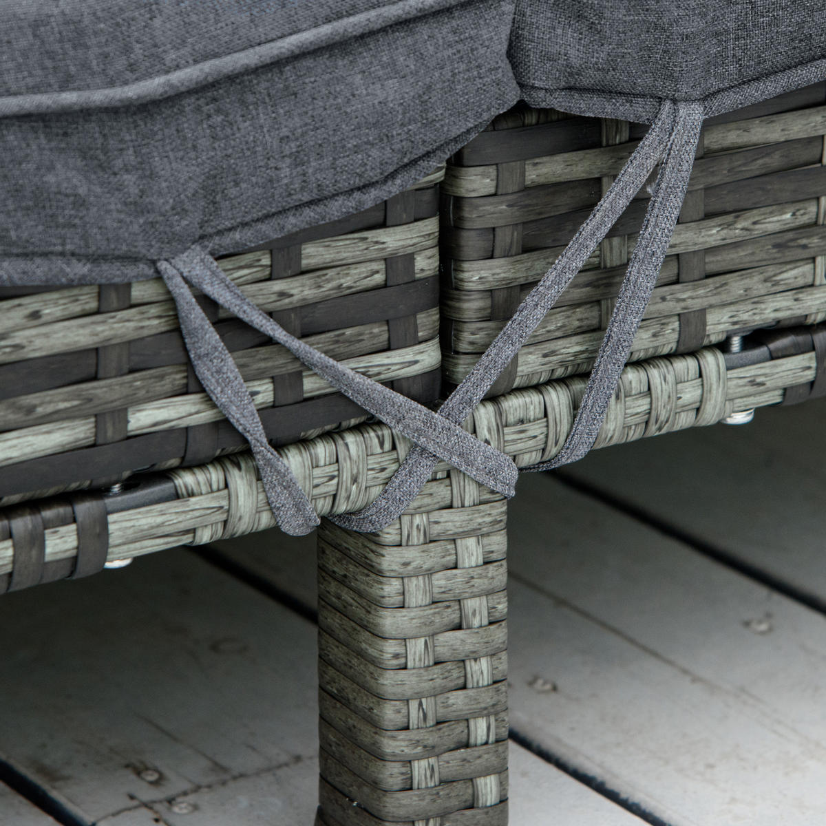 SONNENLIEGE aus Rattan 196x120x28 cm in Grau mit 5-fach verstellbaren Rückenlehnen - Grau, Metall (120/28/196cm) - Modfu