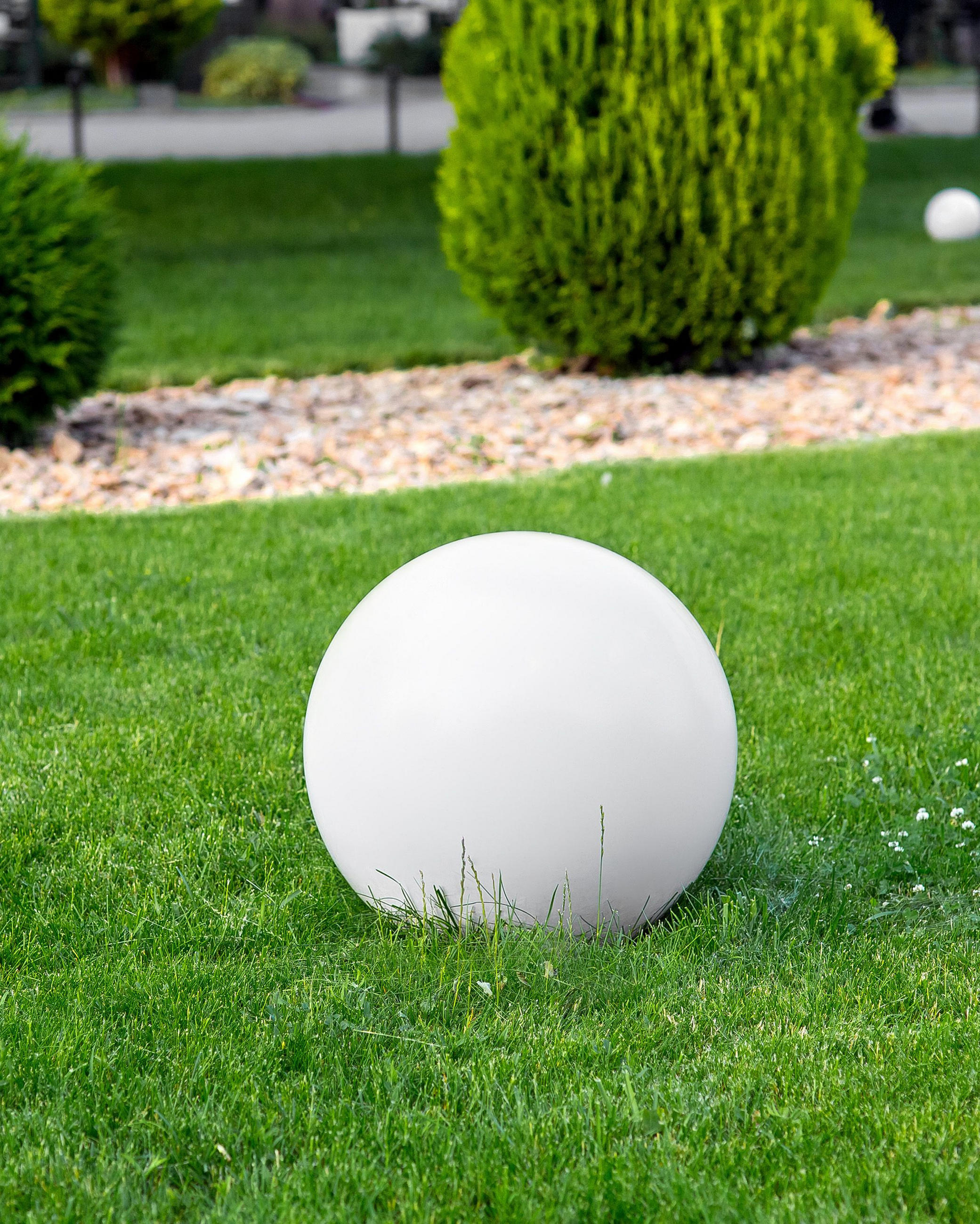 LED- KUGELLEUCHTE Weiß Jocoy - Weiß, Kunststoff (38/38/38cm) - Beliani