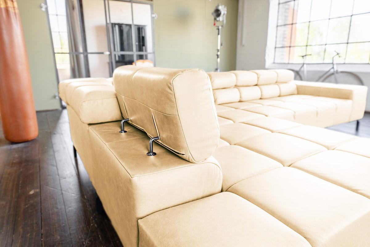 ECKSOFA NELSON Beige Leder Relaxfunktion - Beige/Schwarz, Leder/Metall (321/216cm) - KAWOLA