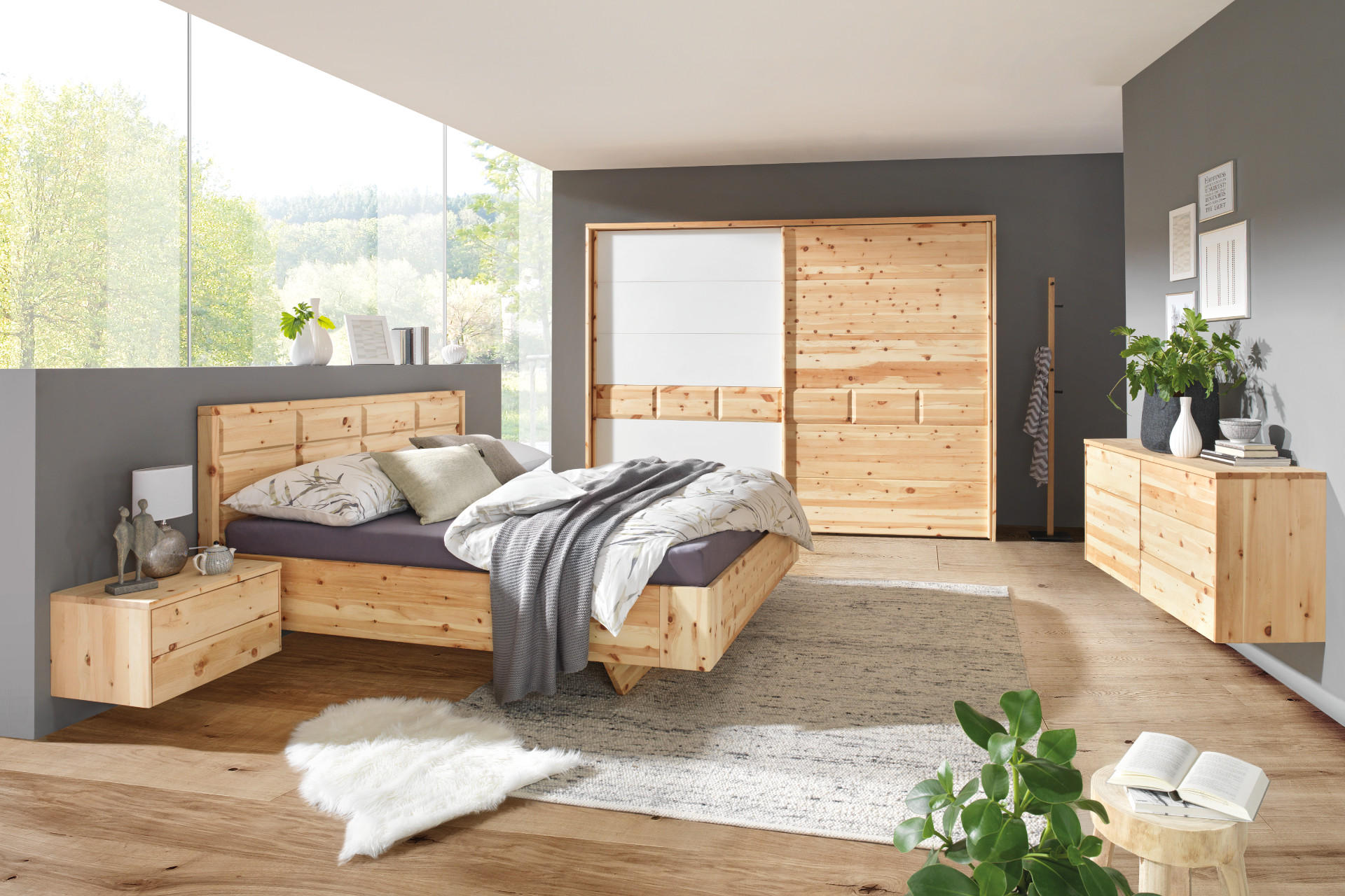 Zirbenschlafzimmer aus Massivholz