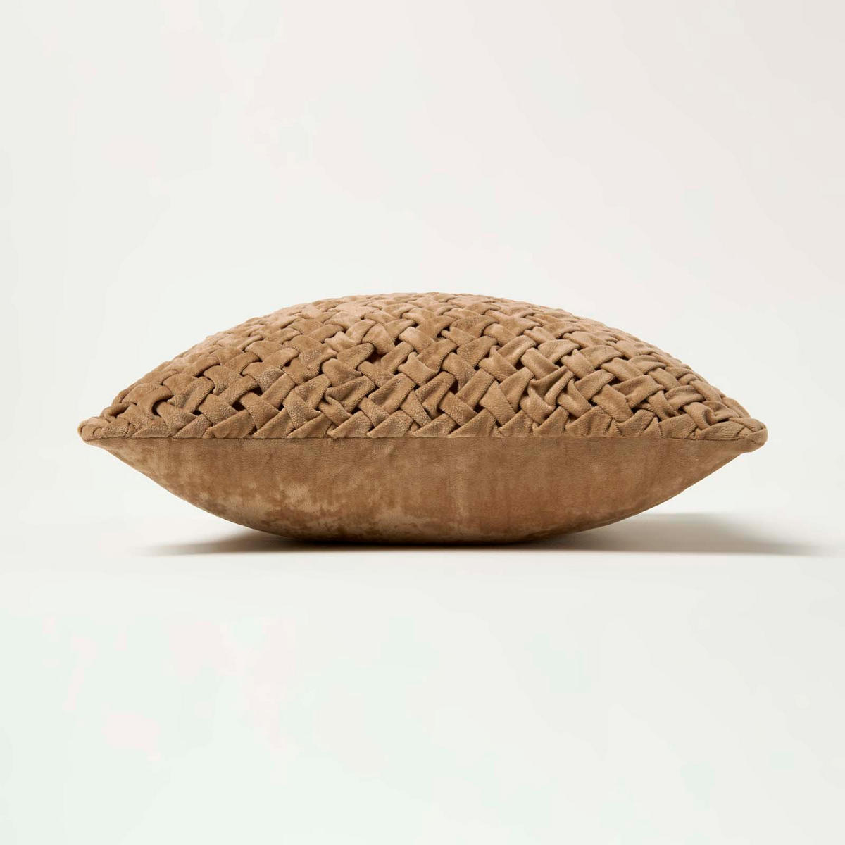SAMTKISSEN Sofia sand 45/45 cm in Flechtoptik - Sandfarben, Textil (45/45cm) - Homescapes