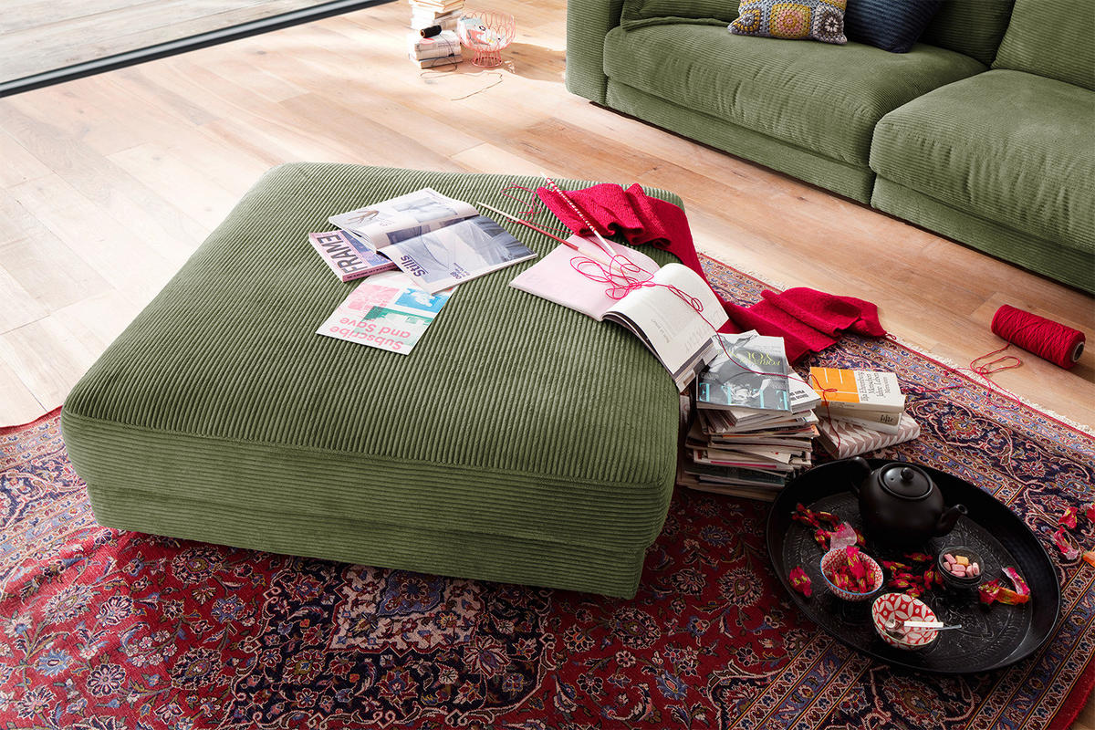 BIG HOCKER MADELINE Grün Cord - Grün, Textil (120/43/120cm) - KAWOLA