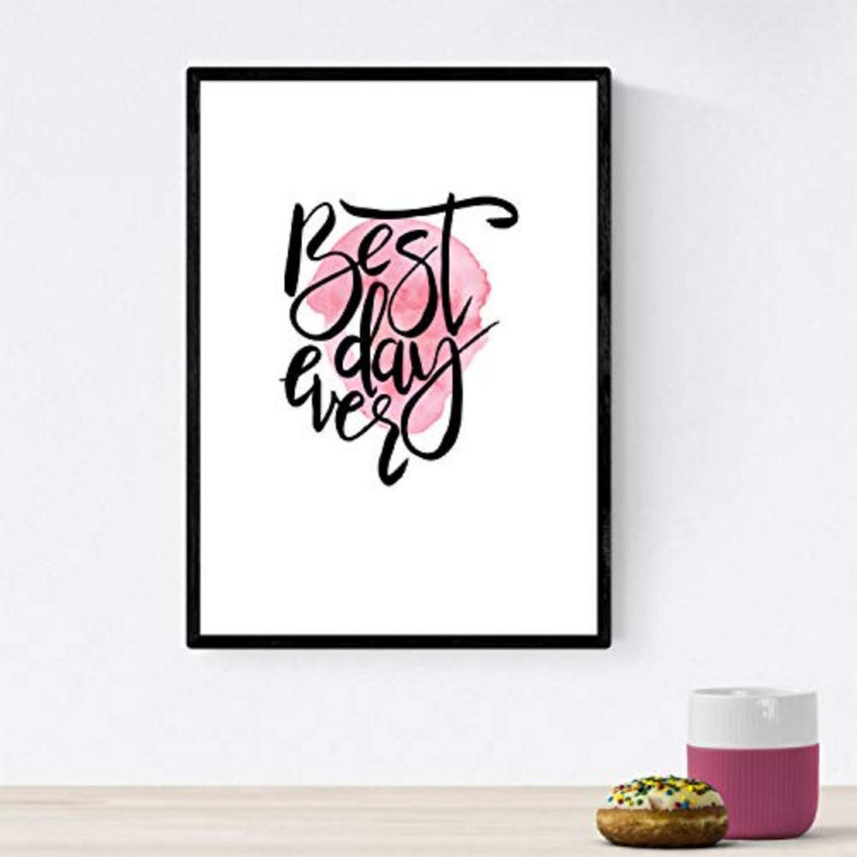 POSTER Set mit 4 glücklich und bunt ‚Love‘ A4 Schwarzer Rahmen - Schwarz, Papier (29.7/3cm) - Nacnic