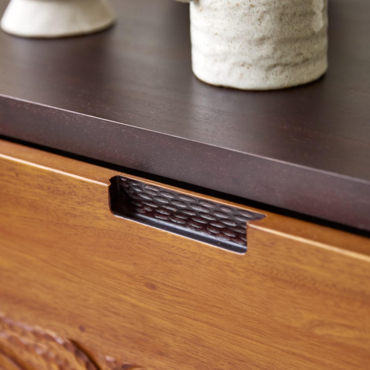 TV-SCHRANK Frida Dunkelbraun aus Mahagoni - Dunkelbraun, Holz (200/55/45cm) - Tikamoon