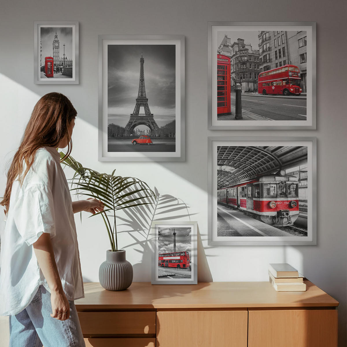 BILDER SET 5er Set - 50x50 cm & 20x30 cm & 40x60 cm Silberner Rahmen - Rote Busse in der Stadt - Silberfarben, Kunststoff (40/60cm) - TULUP