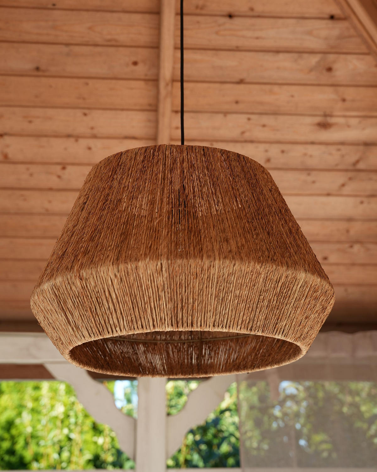 VISEČA SVETILKA juta naravna Birau - naravne barve, naravni materiali (48/48/128cm) - Beliani