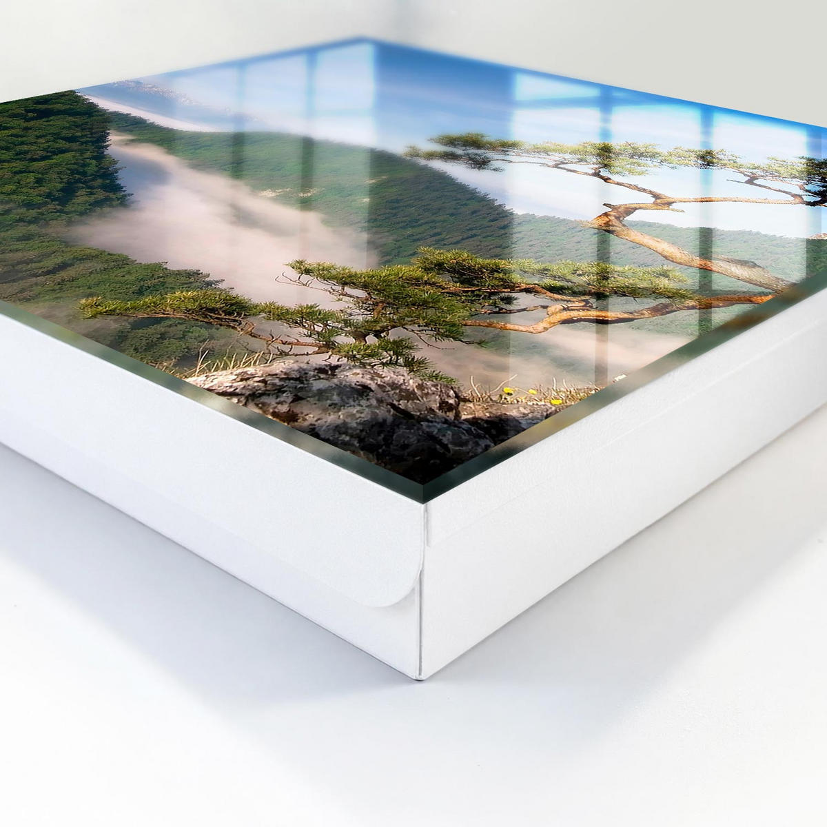 SCHLÜSSELBOX Weiß 30x30 cm – Türöffnung nach rechts - Berglandschaft - Grün, Metall (30/30/5cm) - TULUP