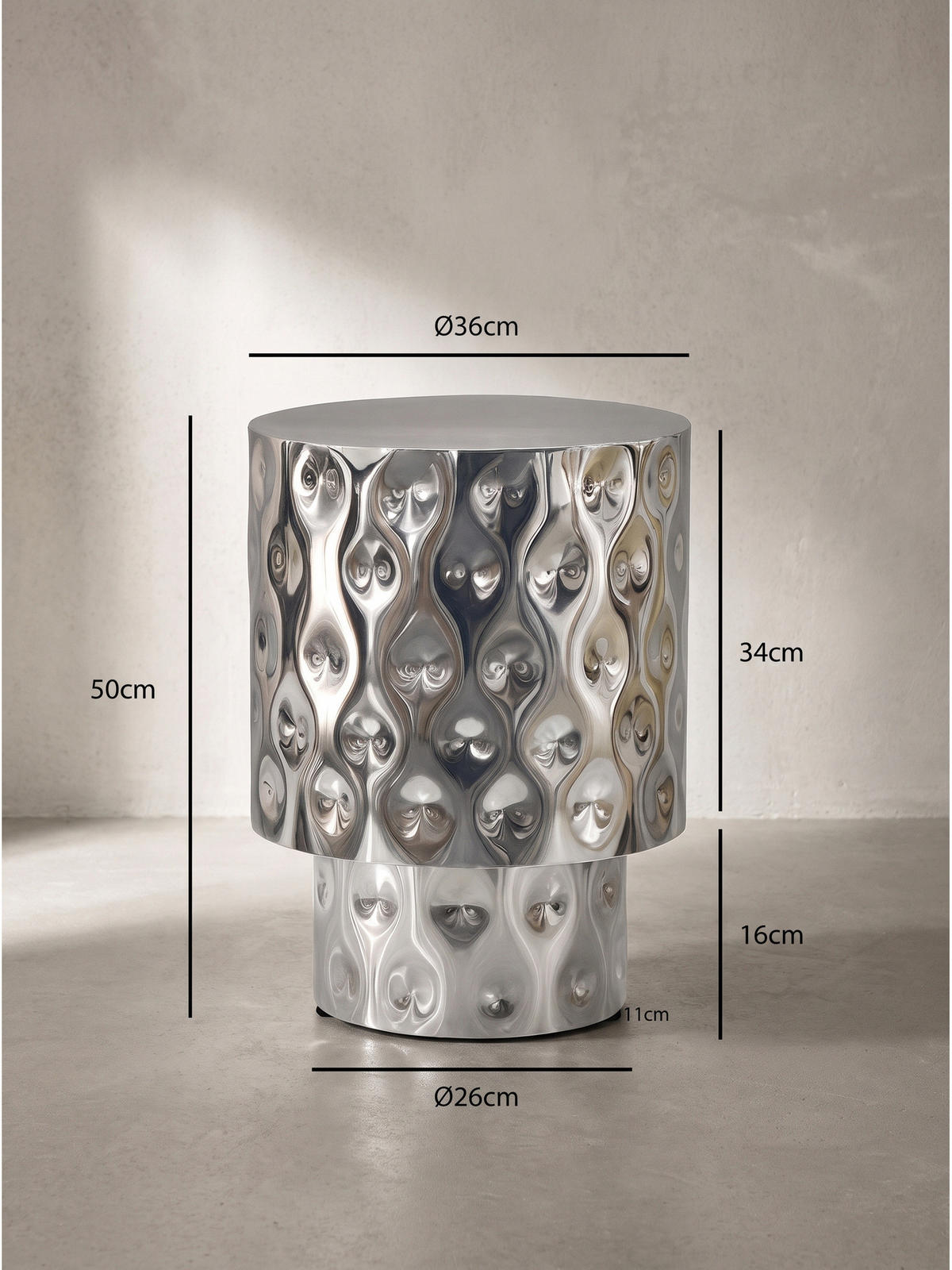 BEISTELLTISCH MAYENNE, Aluminium, handgefertigt, Silber, Ø 36 x 50 cm - Silberfarben, Metall (36/36/50cm) - KADIMA DESIGN