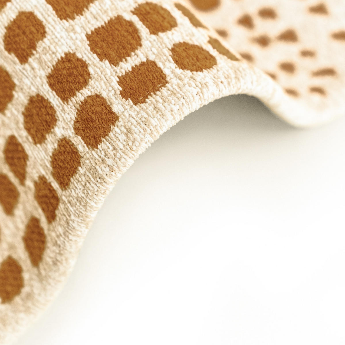 PREPROGA Zen Garden Dryed Banana 140/200 cm - rjava, umetna masa/tekstil (140/200cm) - Louis De Poortere