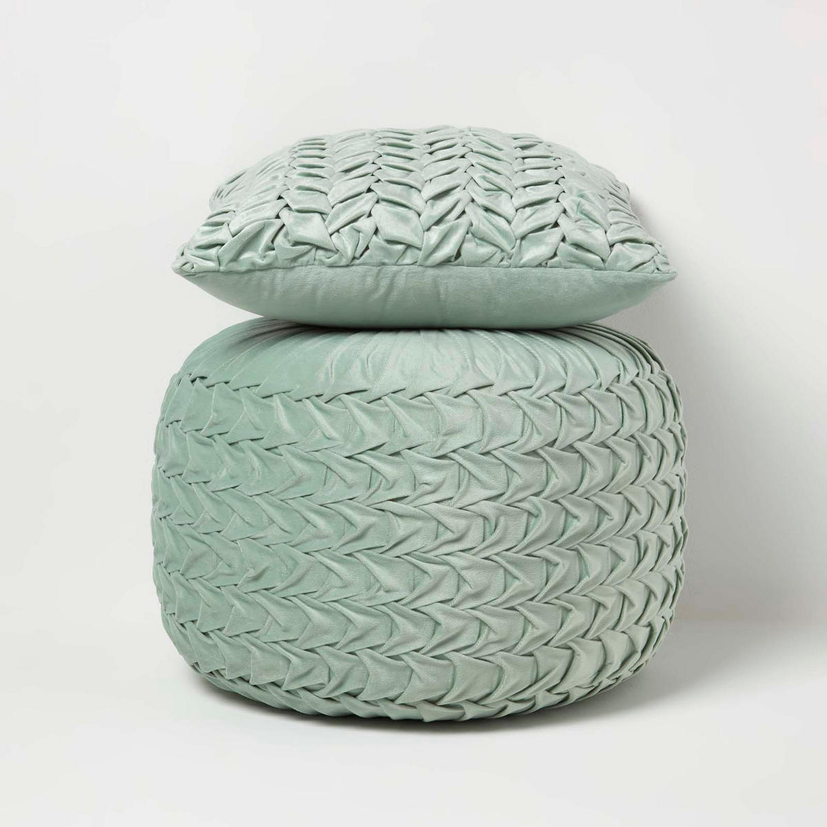 SAMT-POUF Grace grün, plissiert in Flechtoptik, 50/50/35 cm - Mintgrün, Textil (50/35/50cm) - Homescapes