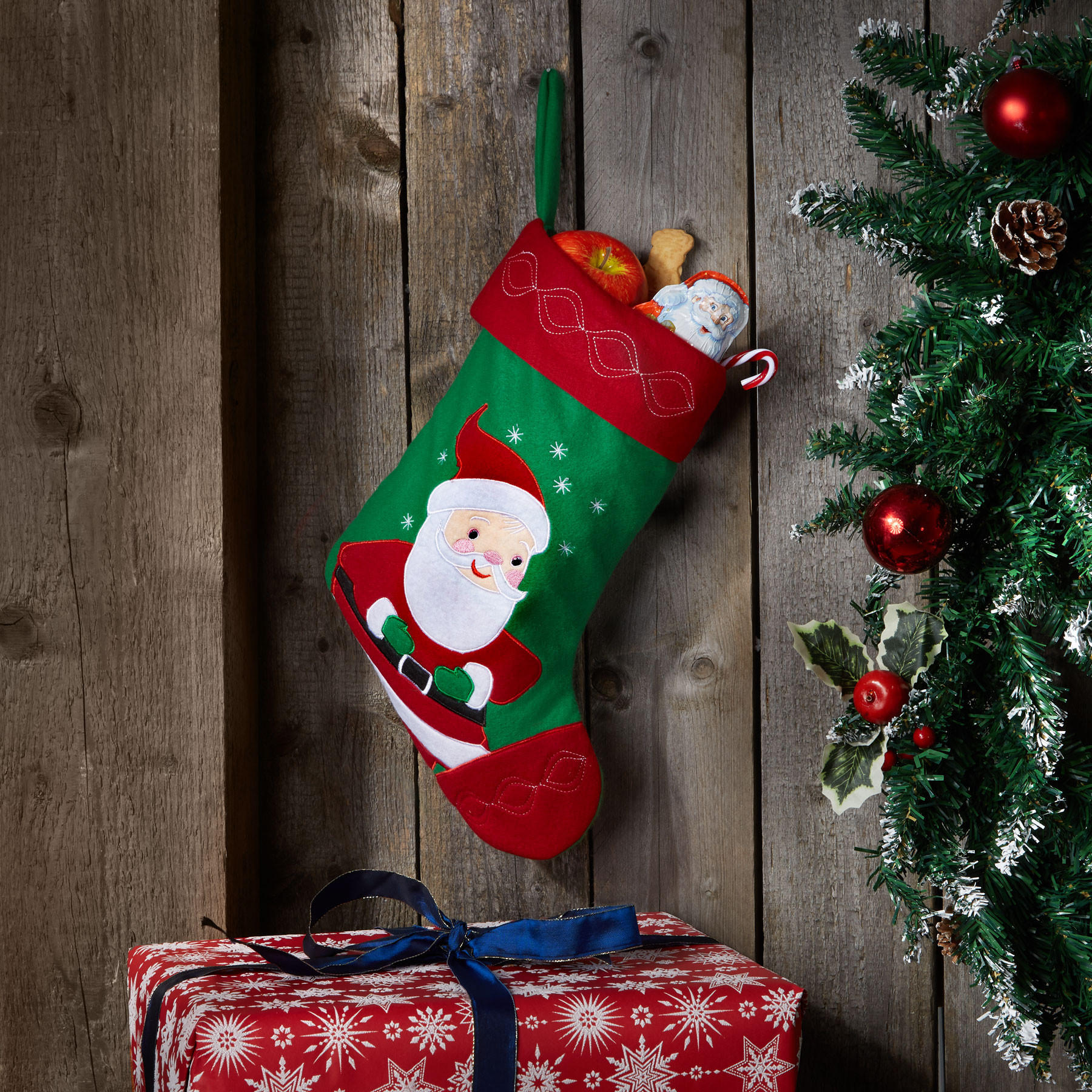 NIKOLAUSSTIEFEL Mit Weihnachtsmann-motiv,strapazierfähig, 26 x 36,5 cm,rot/grün - Rot/Grün, Kunststoff (36.5/0.5/26cm) - tectake