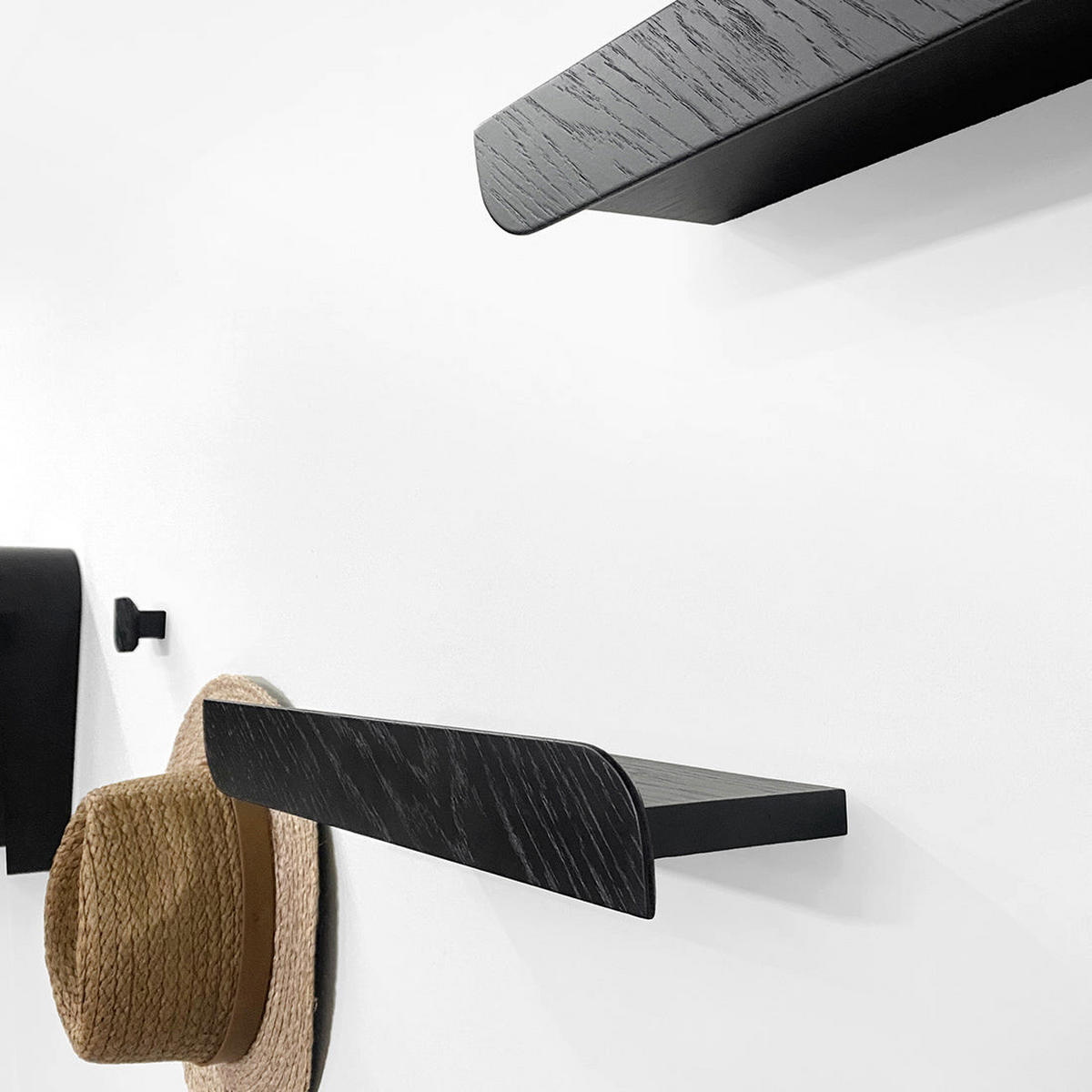 WANDREGAL Cielo mittel - Schwarz, Holz (55/5/11cm) - Woodendot