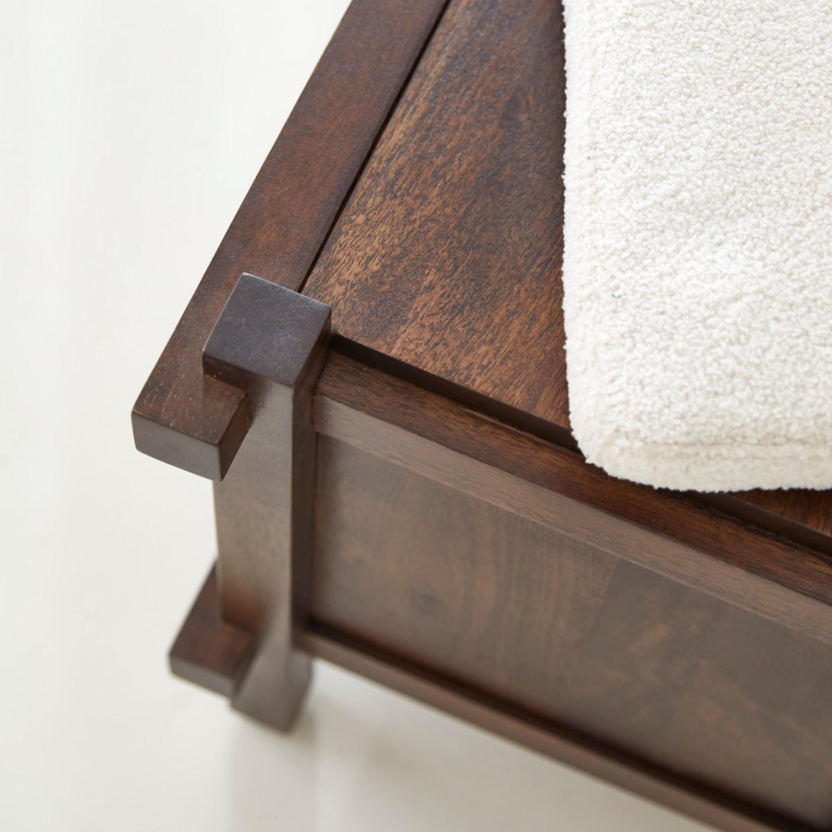 BETT-BANK Arko Braun aus Mango - Braun, Holz (120/48/40cm) - Tikamoon