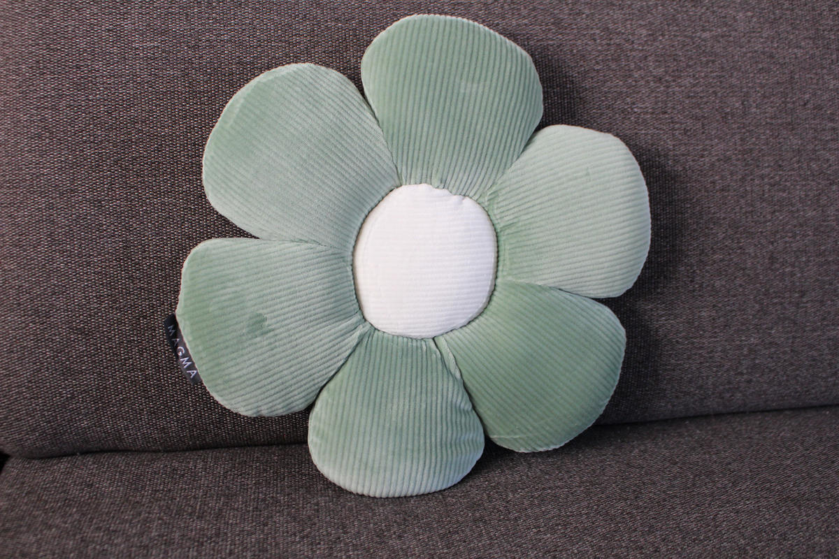 FORMKISSEN klein Blume MINNIE - Grün, Textil (30cm) - Magma Heimtexx