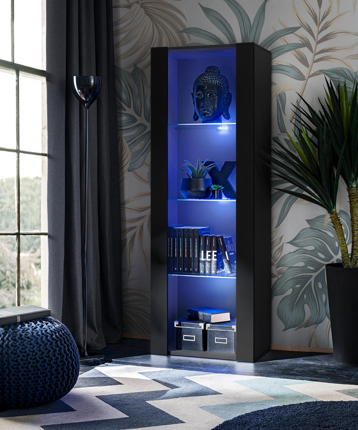 VITRINE TIVOLI, Schwarz + Schwarz, LED Blau - Schwarz, Glas/Holzwerkstoff (55/159/35cm) - Komodee