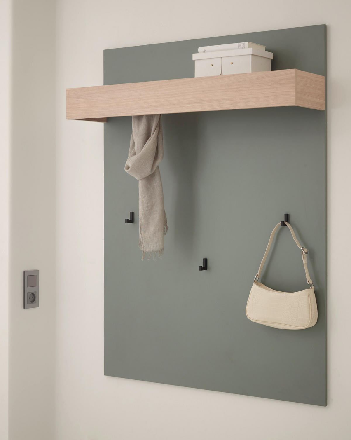 GARDEROBENPANEEL Salbei Grün mit Eiche, Wandgarderobe mit Kleiderstange, 100 x 135 cm - Salbeigrün/Eichefarben, Holzwerkstoff/Metall (100/135/25cm) - Furn.Design