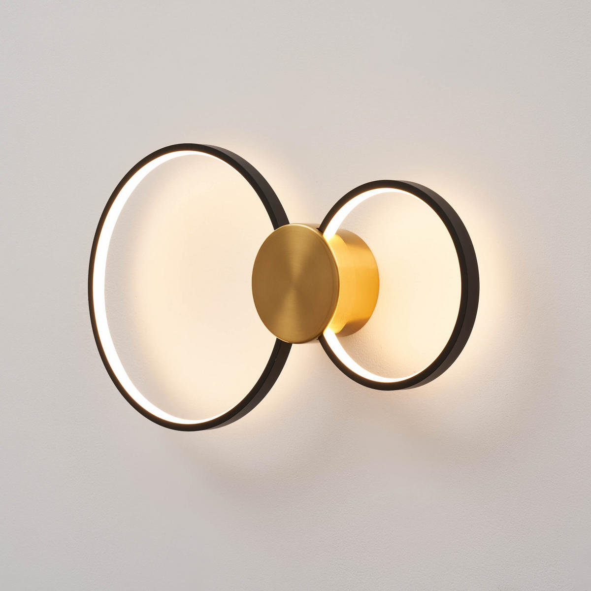 WANDLEUCHTE Alisa, Messing und Schwarz, 52cm - Schwarz, Metall (30/52/52cm) - KOSILUM