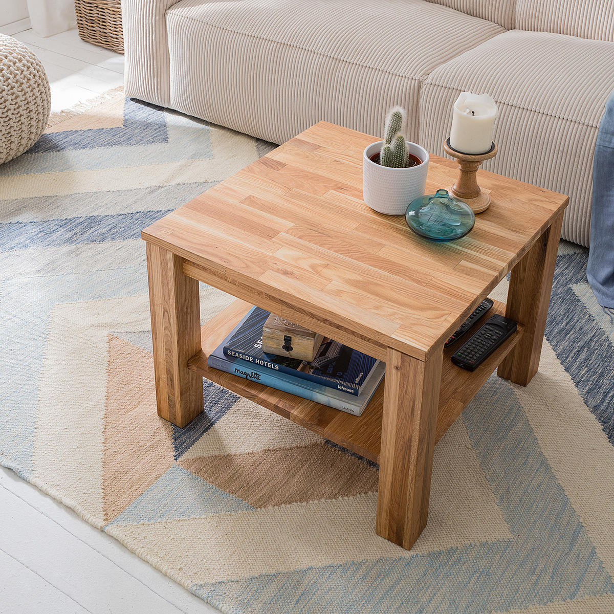 COUCHTISCH - Eiche massiv - Eichefarben, Holz (60/60/45cm) - home24