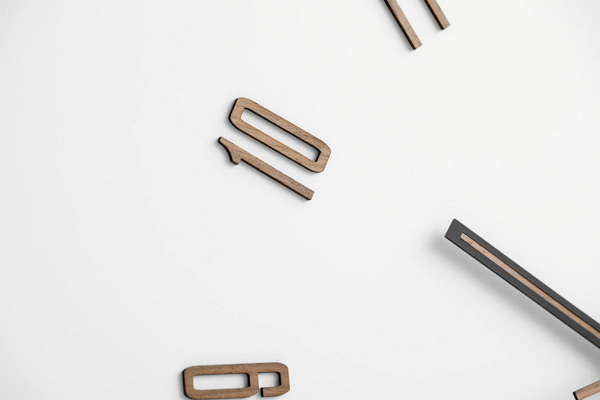 WANDUHR Design Weiß 60/53 cm - Weiß, Holzwerkstoff/Kunststoff (0.92/53/1cm) - ONZENO