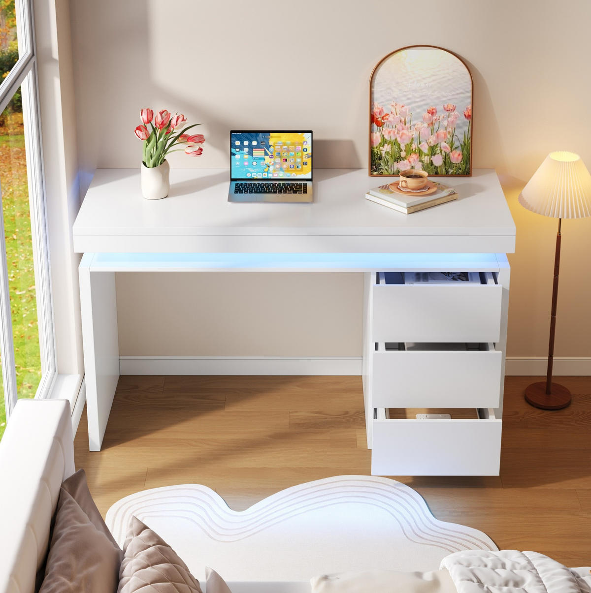 PSACÍ stůl 120/50/78,5 cm, MDF, bílý, s LED osvětlením a 3 zásuvkami - bílá, kompozitní dřevo (120/78.5/50cm) - BEAOK