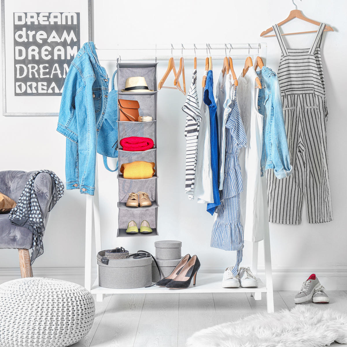 ZÁVESNÝ regál do skrine - sivá, kompozitné drevo/textil (30cm) - Relaxdays