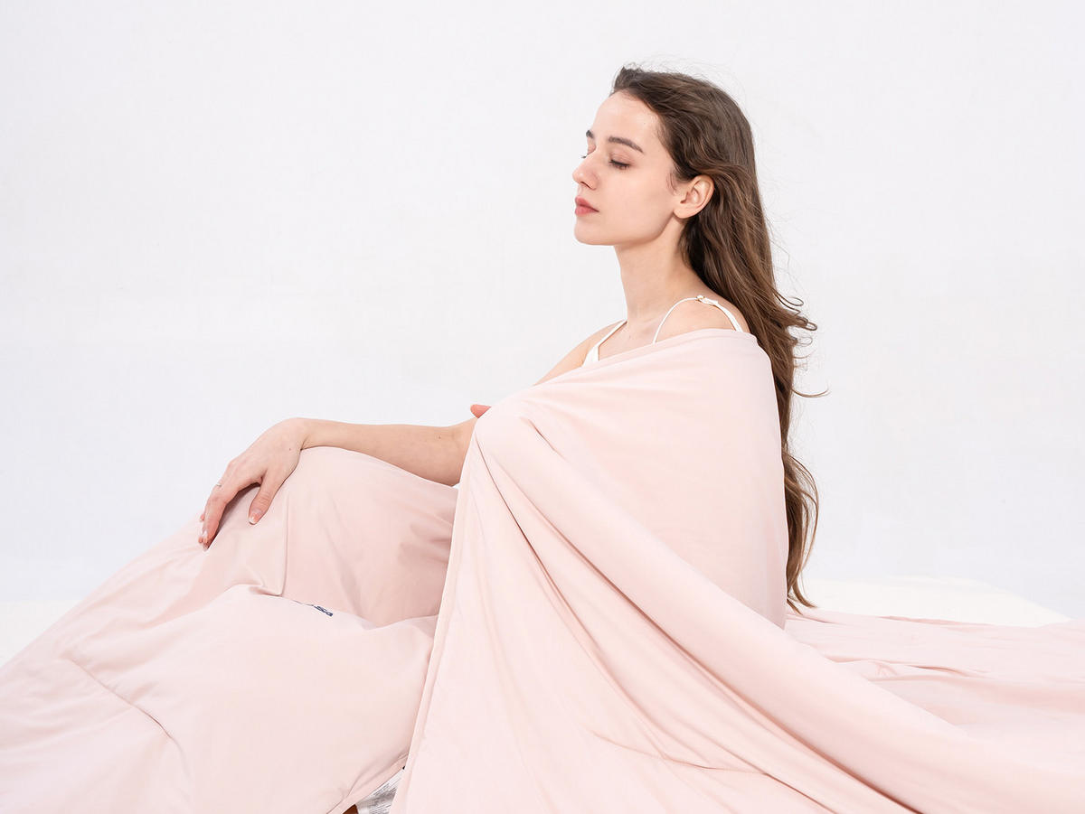 SOMMER-SCHLAFDECKE Rosa 135×200 cm Doppelseitig Atmungsaktiv für erfrischenden Schlaf - Rosa, Textil (135/200cm) - CHICASA