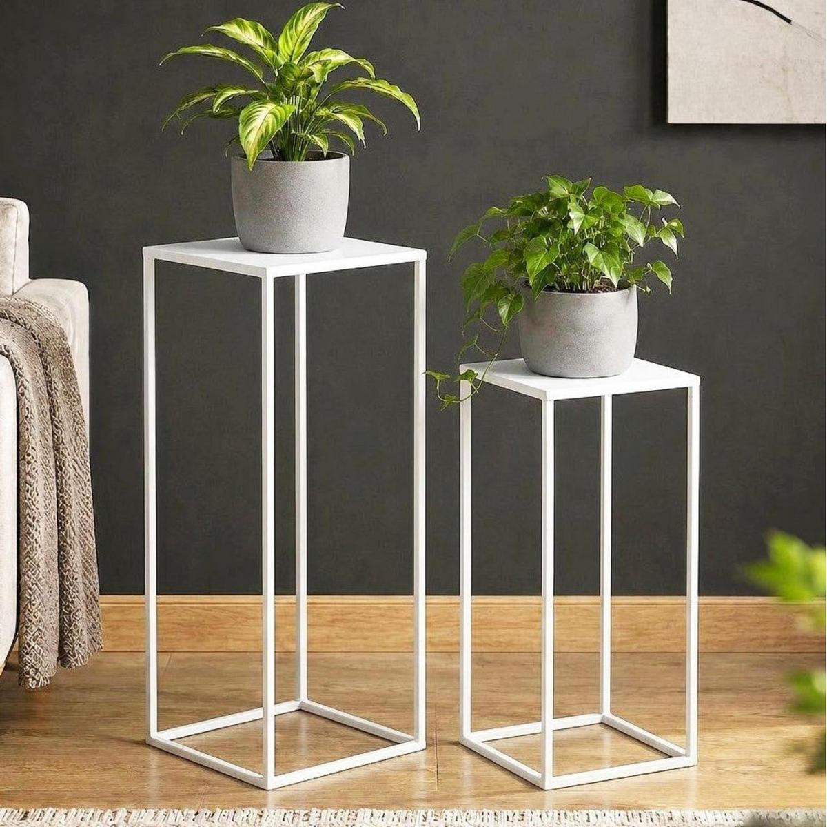 DANDIBO Blumenhocker Metall Weiß Eckig Blumenständer Beistelltisch 96482 2er Set Blumensäule Modern Pflanzenständer Pflanzenhocker - Weiß, Metall (23/60/23cm) - DanDiBo