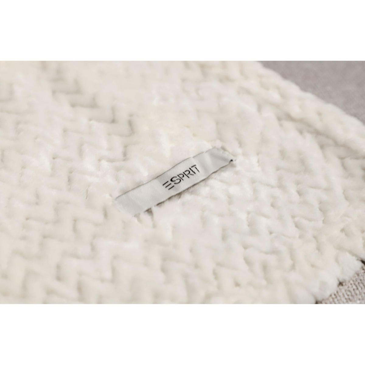 WOHNDECKE MIT DEKOKISSENHÜLLE COMFY-2 - Weiß, Textil (140/190cm) - Esprit