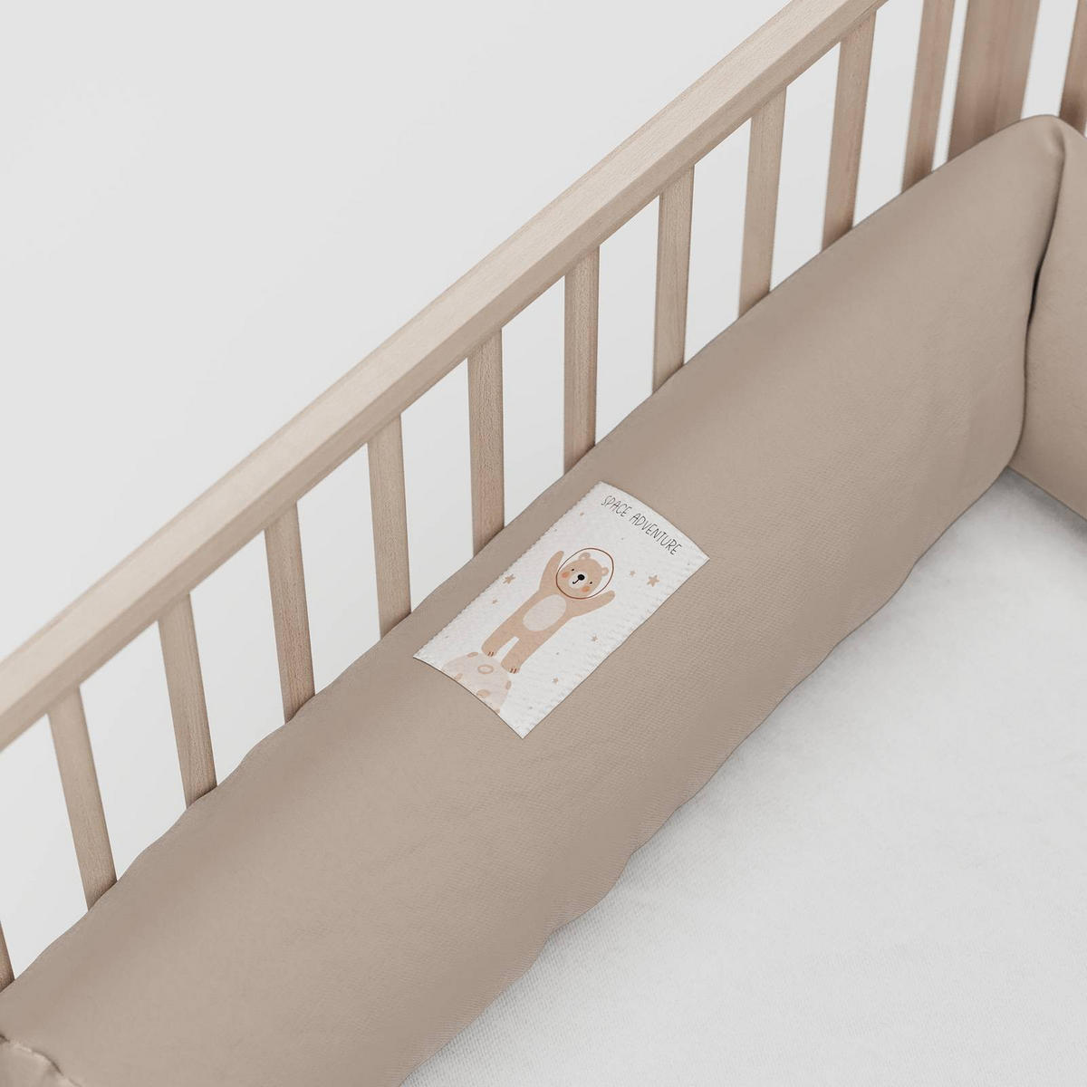 NESTCHENSCHLANGE Cozy "Space Adventure Simply Taupe" 190 cm Bettschlange - Taupe/Hellbraun, Textil (15/190cm) - Sämann – make a difference.