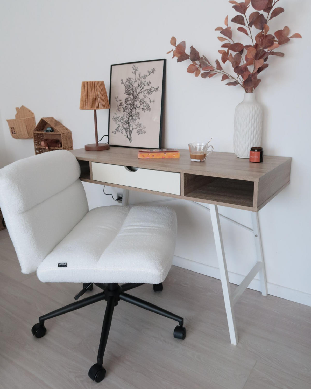 KANCELÁŘSKÁ ŽIDLE Bouclé Bílá Catlin - bílá, textil (64/80/68cm) - Beliani