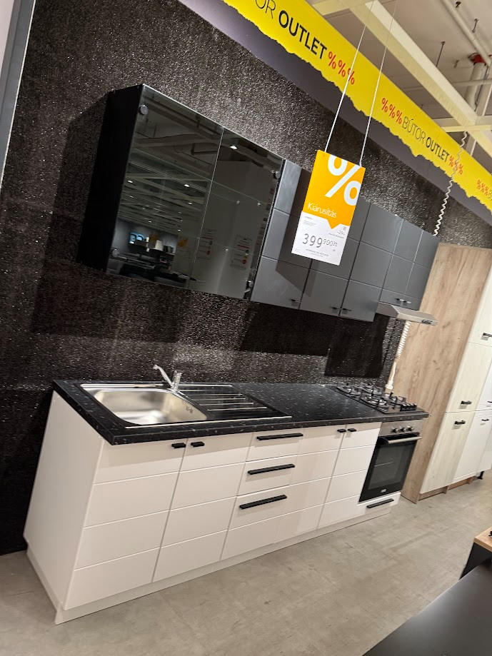 KONYHABLOKK CLAUDIA-BUDAÖRS OUTLET - Carryhome