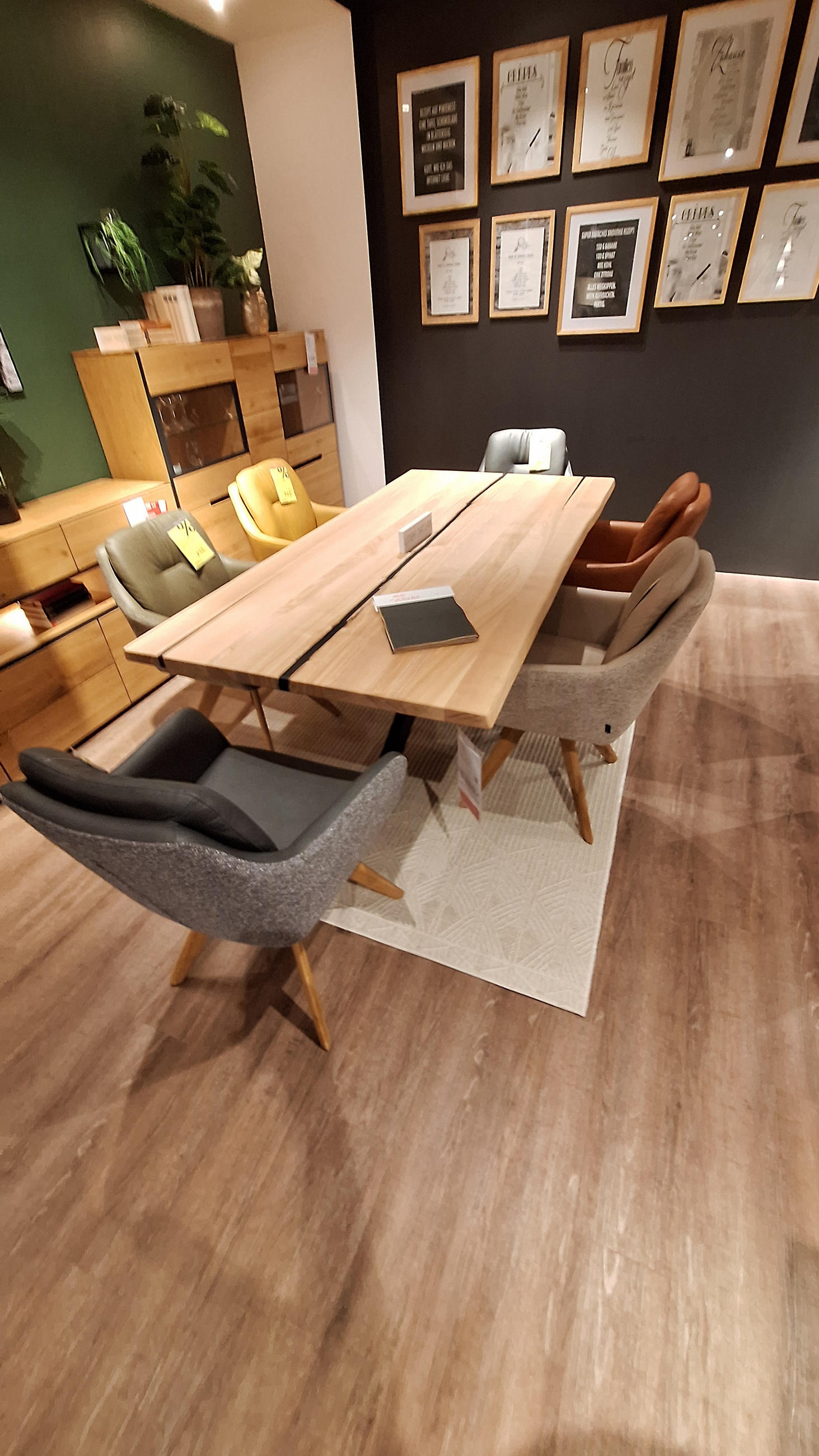 ESSGRUPPE CHAMPION/ARUBA - Linea Natura