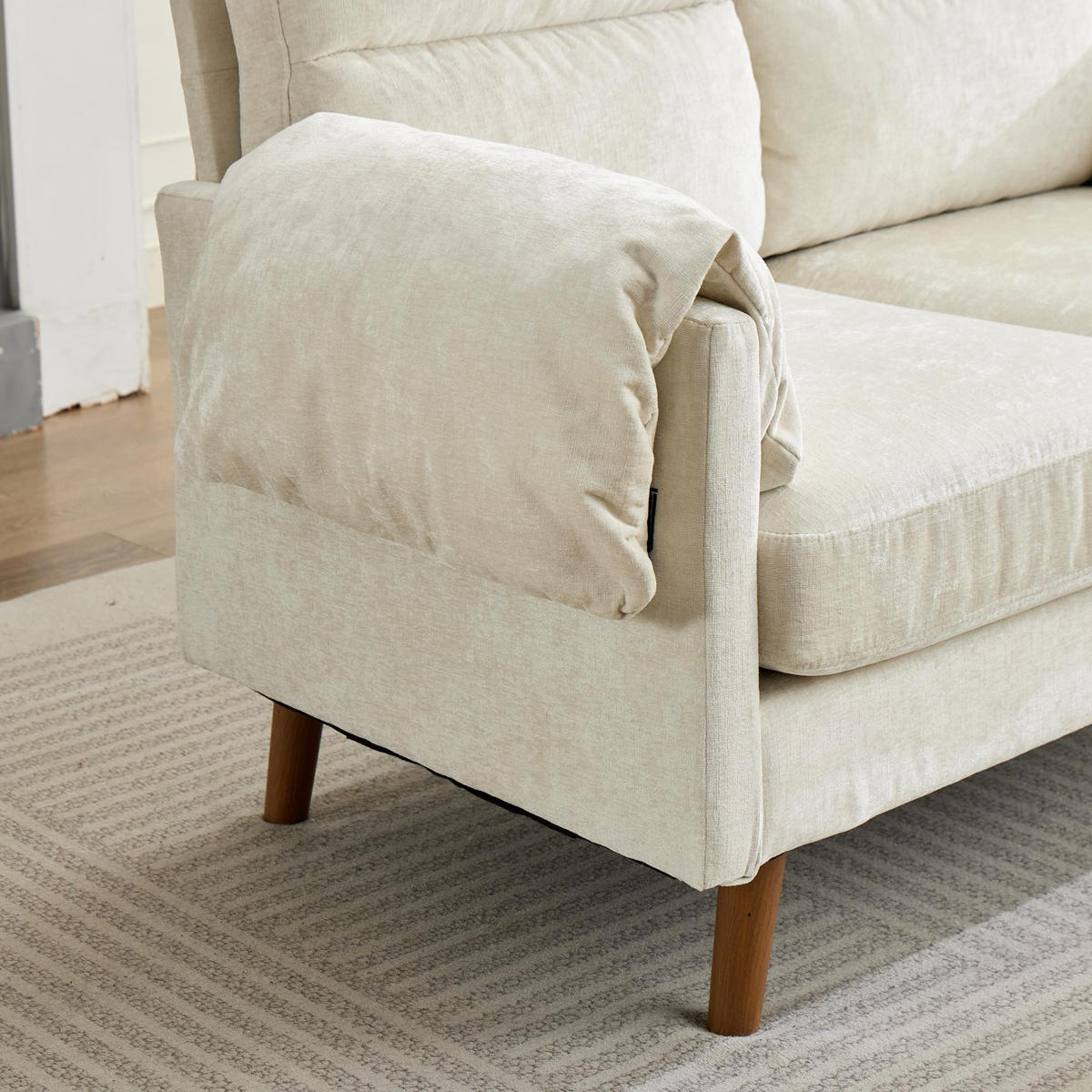 2-SITZER-SOFA aus beigem Chenille, kompakt und platzsparend - Beige, Textil (70/85/124cm) - Urban Meuble