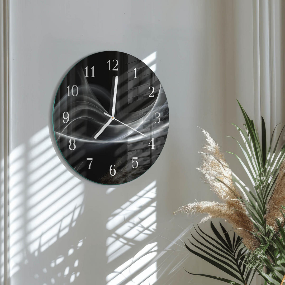 WANDUHR fi30 cm - Abstrakte Linien - Schwarz, Glas (30/30/0.4cm) - TULUP