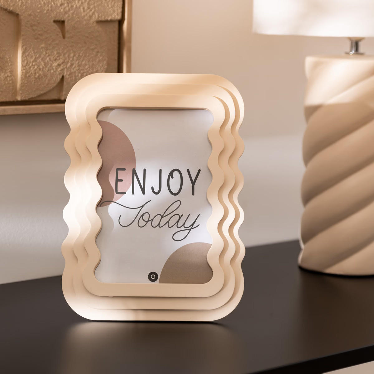 BILDERRAHMEN Kelly 13/18 cm - Beige, Holzwerkstoff (18/24.5/18cm) - Atmosphera Createur d´interieur
