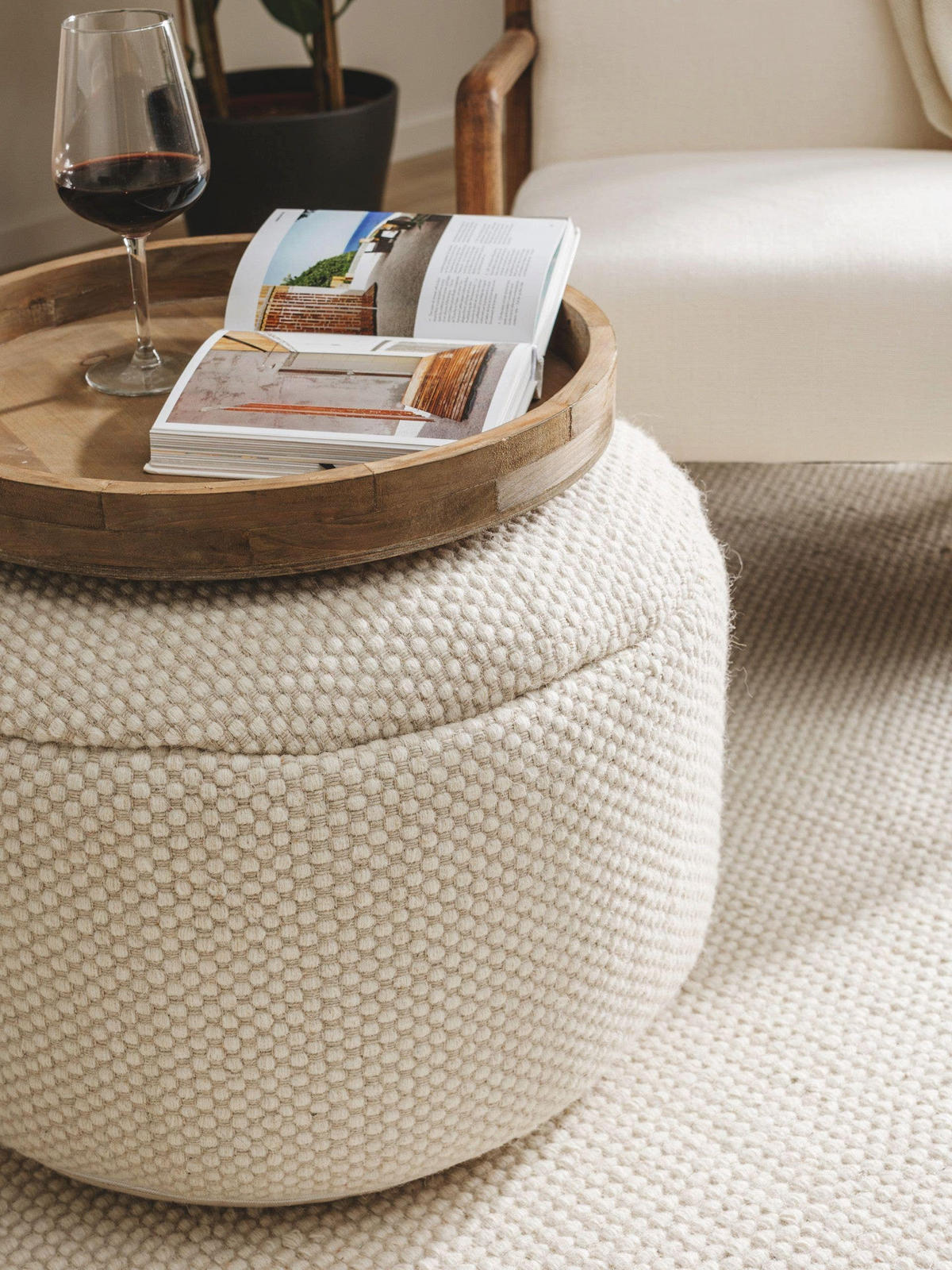 WOLL-POUF handgefertigt Rocco Weiß 55x55x30 cm - Weiß, Textil (55/30/55cm) - benuta Pure