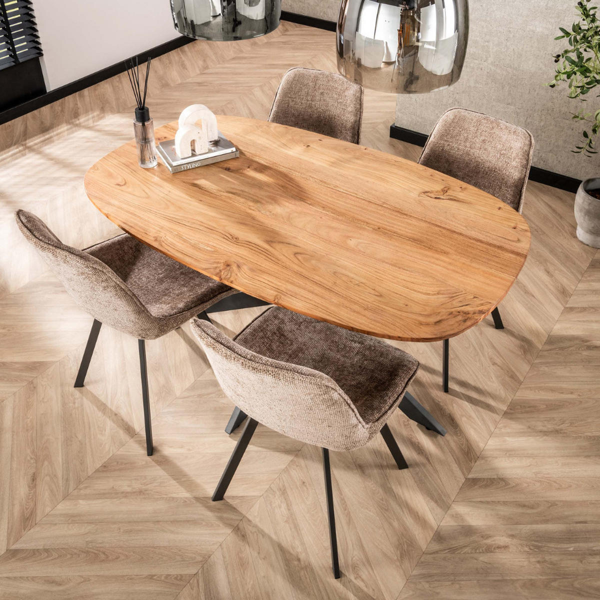 ESSTISCH OLE NORDICO 150cm Ovaler Massivholztisch mit Spider-Gestell Braun - Braun, Holz (150/90/77cm) - alesvelt