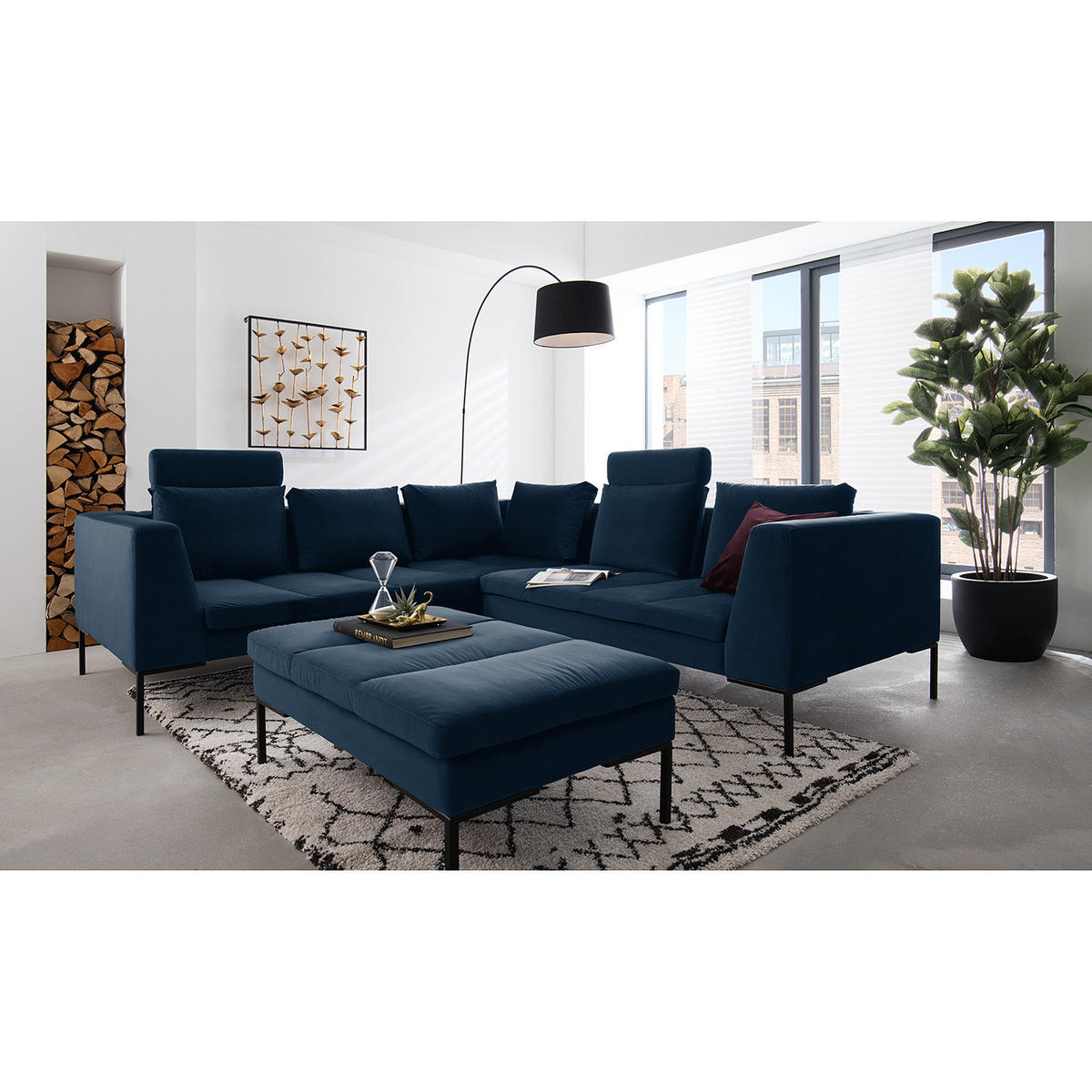 ECKSOFA mit Rundecke L - Samt - Chromfarben/Dunkelblau, Textil/Metall (255/238cm) - home24