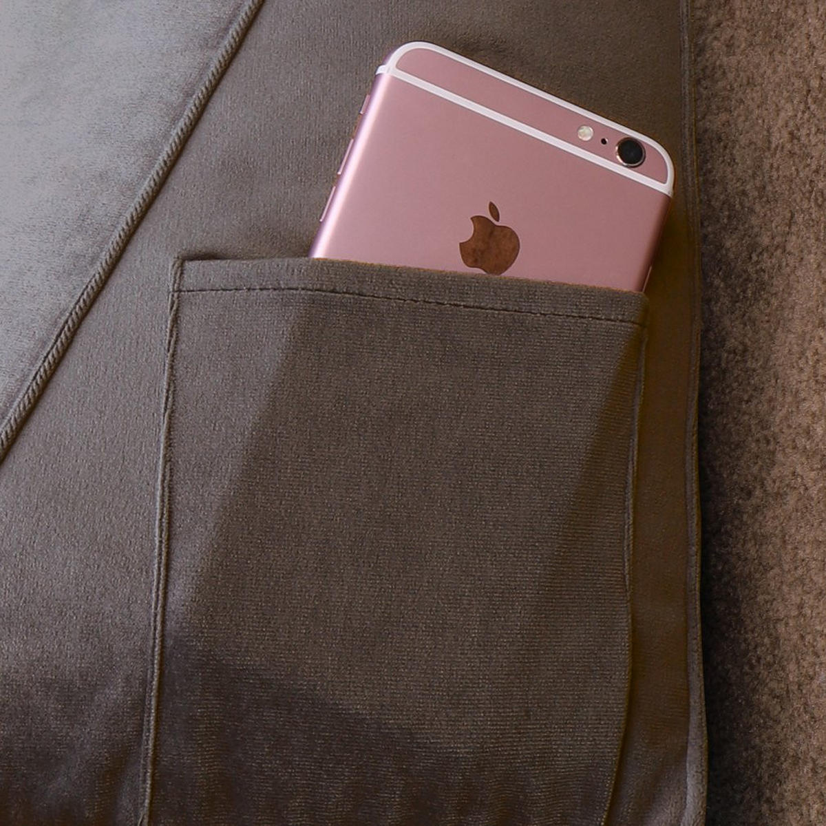 LESEKISSEN für Bett Samt Braun 60 cm - Braun, Textil (50/60cm) - Vercart